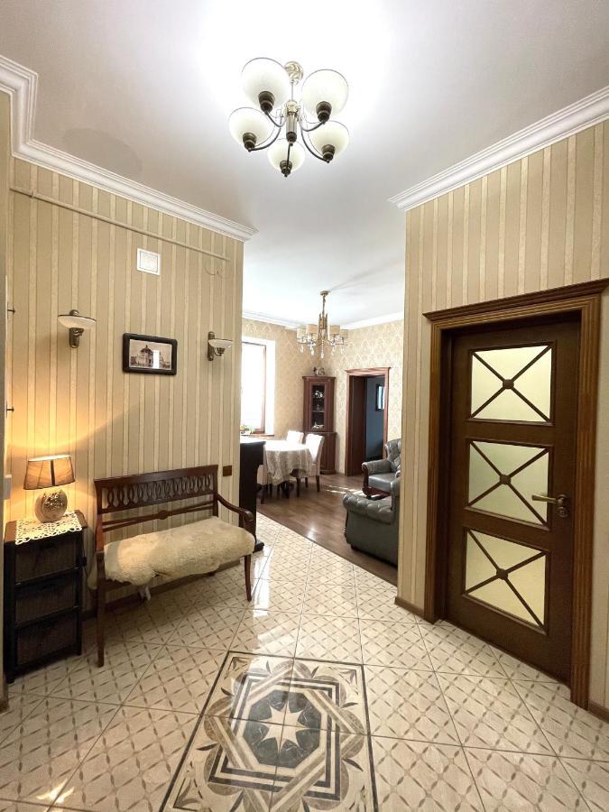 Apartment On Franka リヴィウ エクステリア 写真