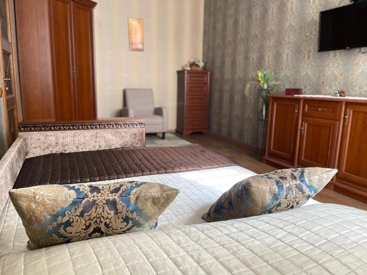 Apartment On Franka リヴィウ エクステリア 写真